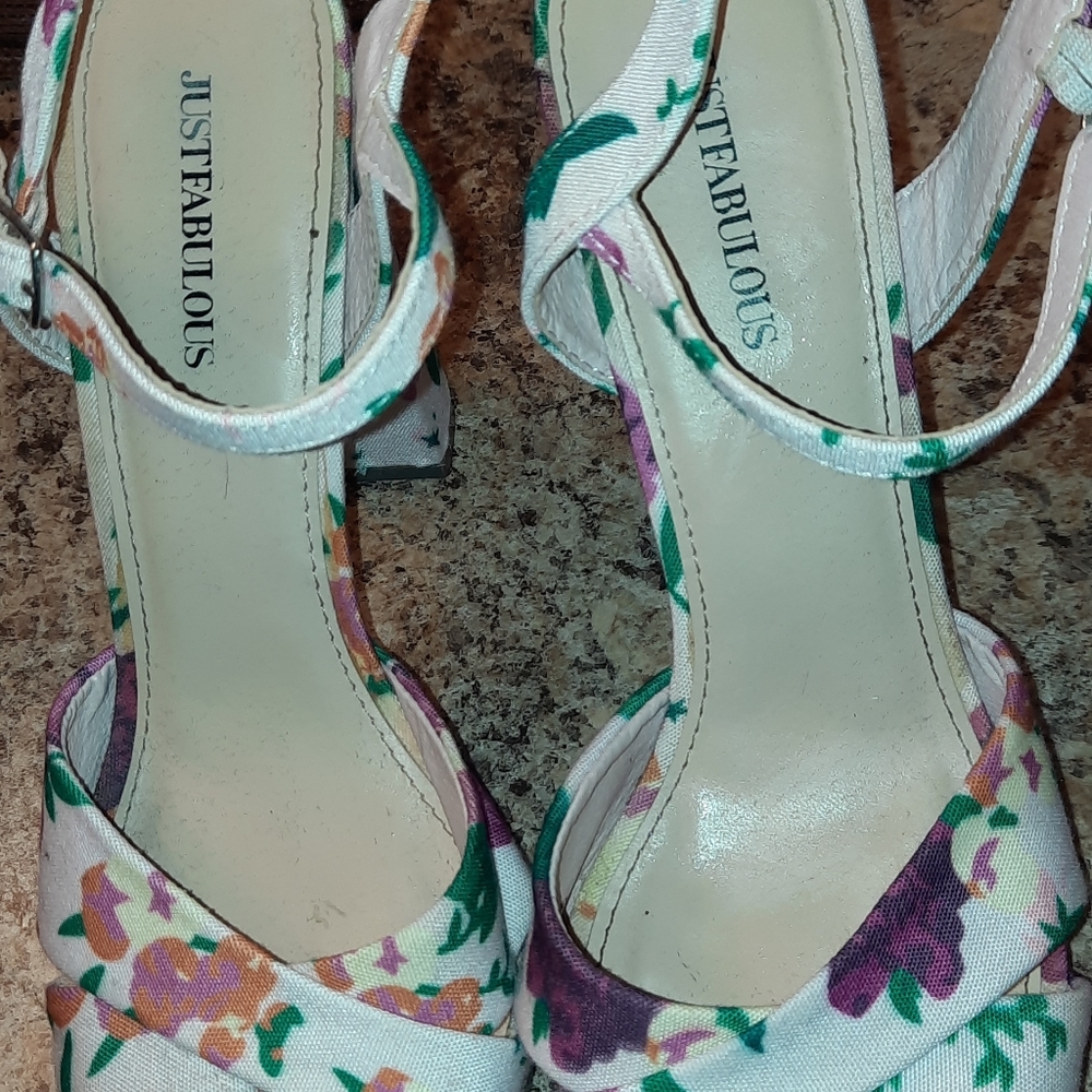 Just Fabulous Floral Stilettos Sz 8